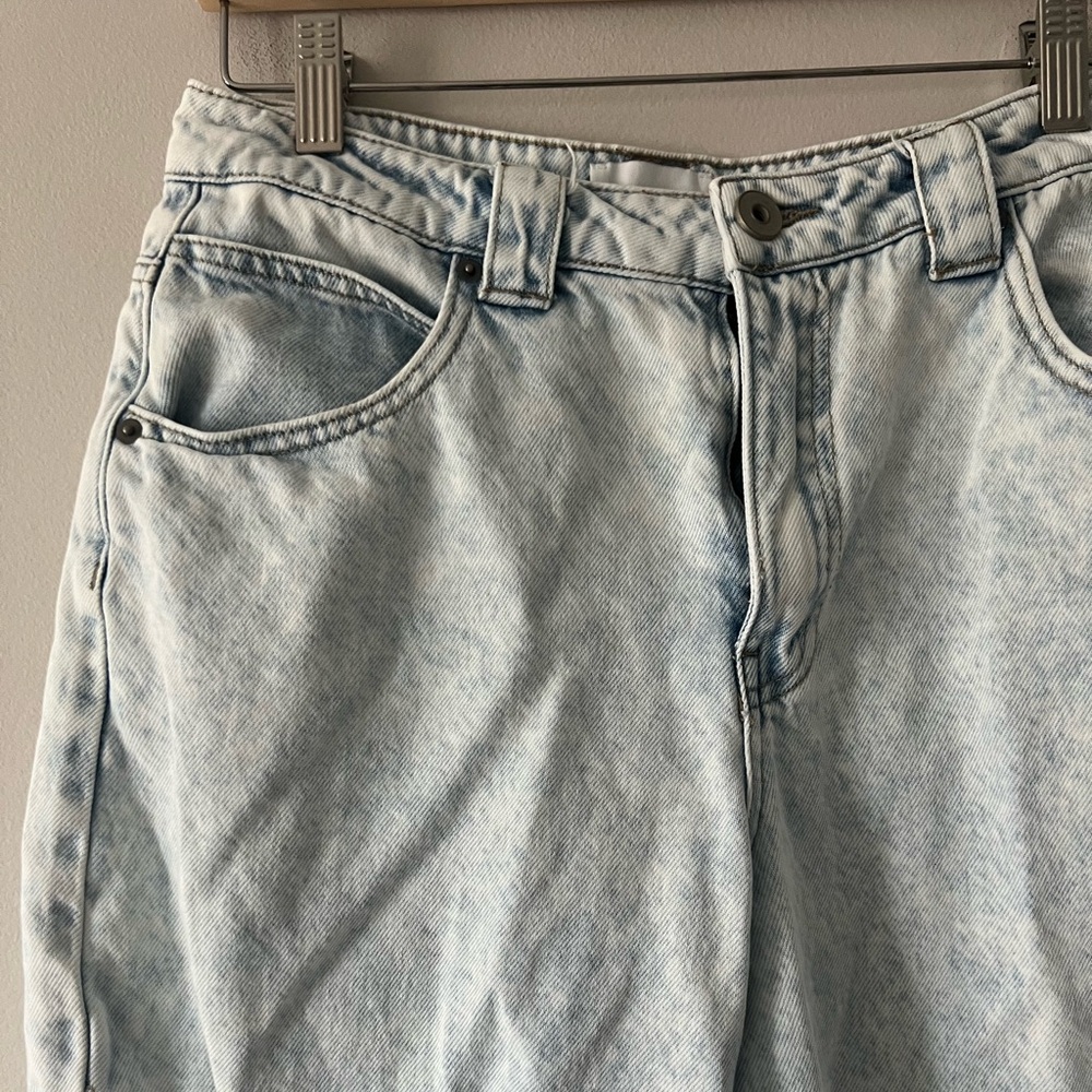 Fourth & Bay Light Wash Cropped Barrel Jeans Size 6 High Rise Straight Utility - Picture 2 of 5
